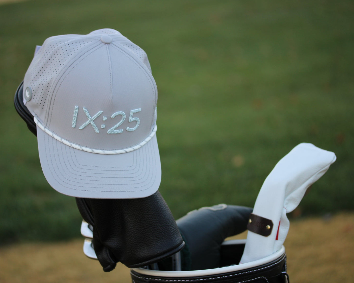 CrownFit Hat - Grey - TriCrown Golf